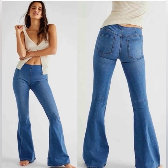 FREE PEOPLE Penny Pull On Jeans Flare Leg Bell Bottoms Blue Wash Mid Rise Boho - Picture 4 of 10